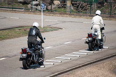 運転しやすい広々とした教習コース