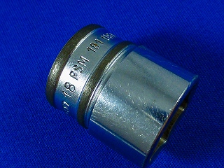 スナップオン　旧ロゴ　3/8黒帯ショートソケット　FSM181　18mm