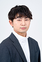 ナレーターの若生佳吾の顔写真