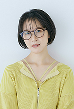 ナレーターの大宜見彩紀の顔写真